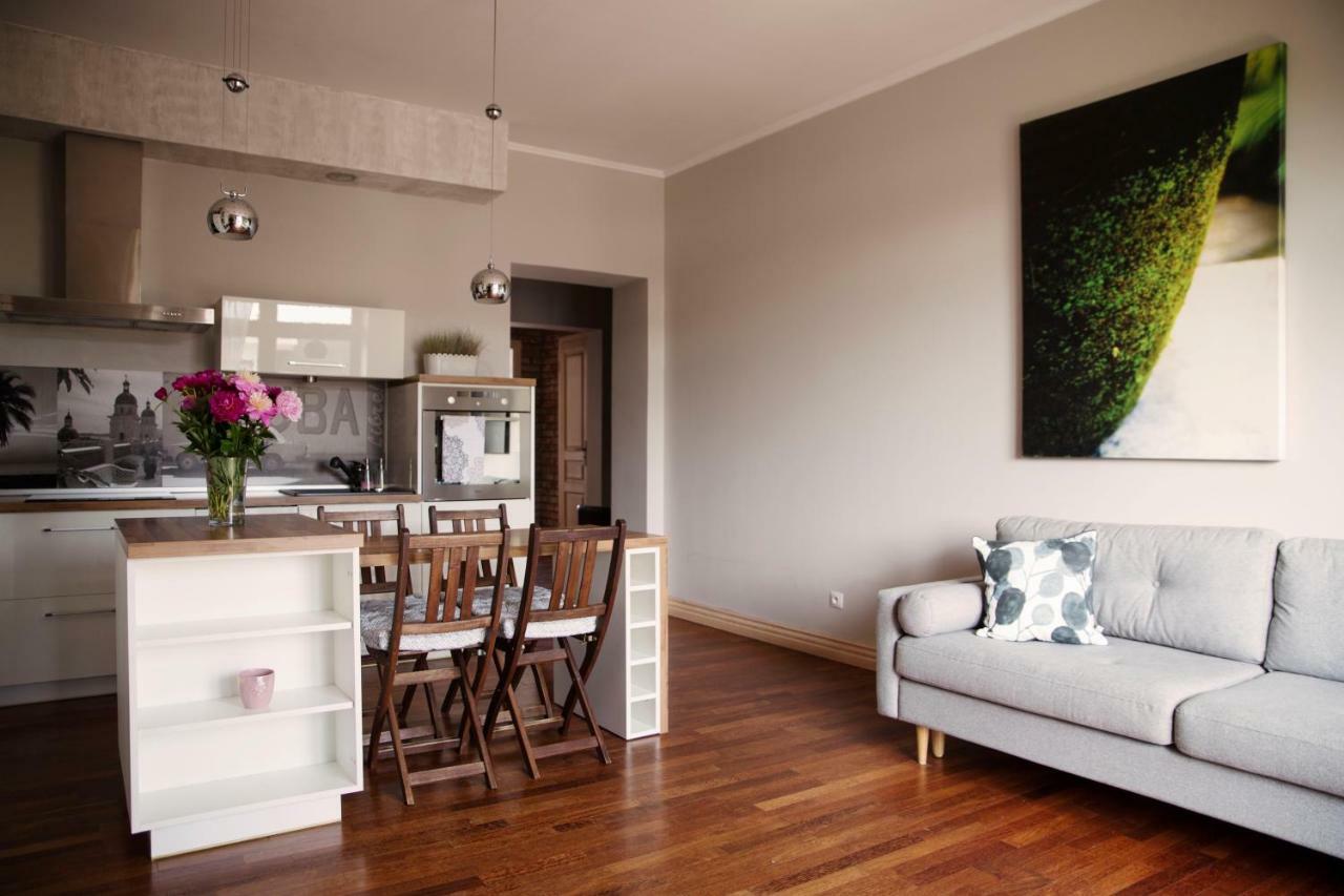 75M2 Apartament Kopernik Z Widokiem Na Jasna Gore ブィドゴシュチュ エクステリア 写真