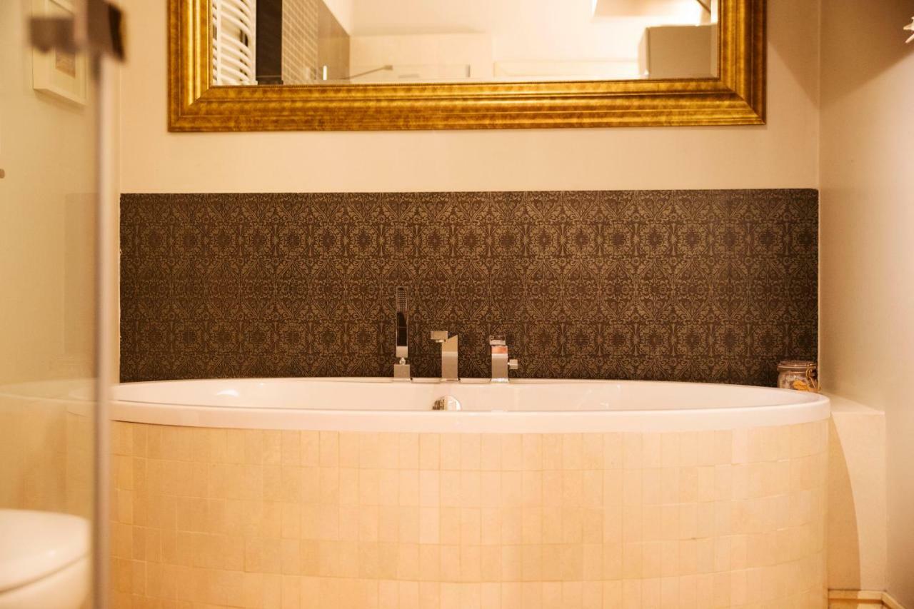 75M2 Apartament Kopernik Z Widokiem Na Jasna Gore ブィドゴシュチュ エクステリア 写真