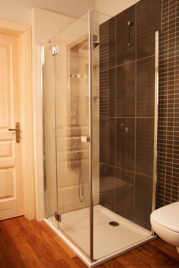 75M2 Apartament Kopernik Z Widokiem Na Jasna Gore ブィドゴシュチュ エクステリア 写真